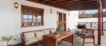 Vacation Home “Rincón de Daute” with Sea View, Mountain View, Pool, Wi-Fi & Terrace