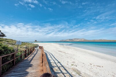 Vacation Home "Pergola 707" a few meters from the Beach with A/C & Private Terrace
