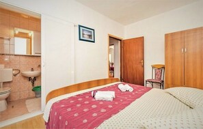Apartment | 3 bedrooms, iron/ironing board, free WiFi, bed sheets - Sunset View Rab Apartment (Rab)