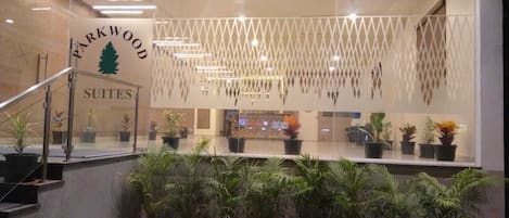 Mặt tiền nơi lưu trú