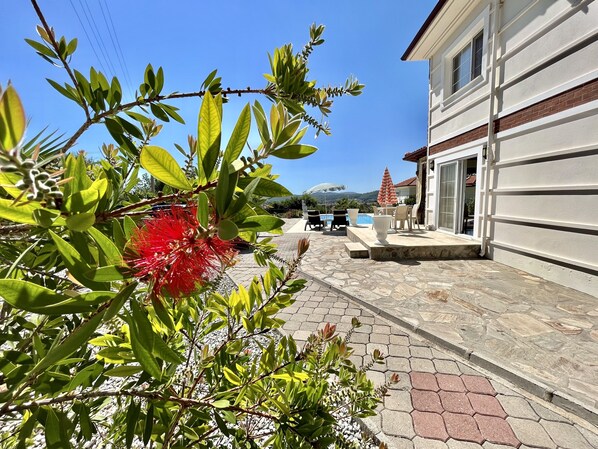 Terrace/patio - Stunning Villa Semira, Perfect Condition, Private Pool & 1000m2 Garden,WIFI (Muğla)