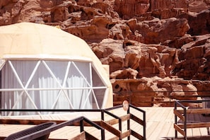 Property grounds - Al Sultana Luxury Camp (Wadi Rum)