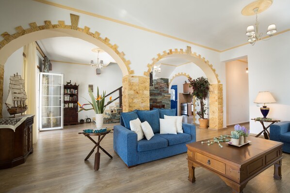 Traditional Villa | Living area