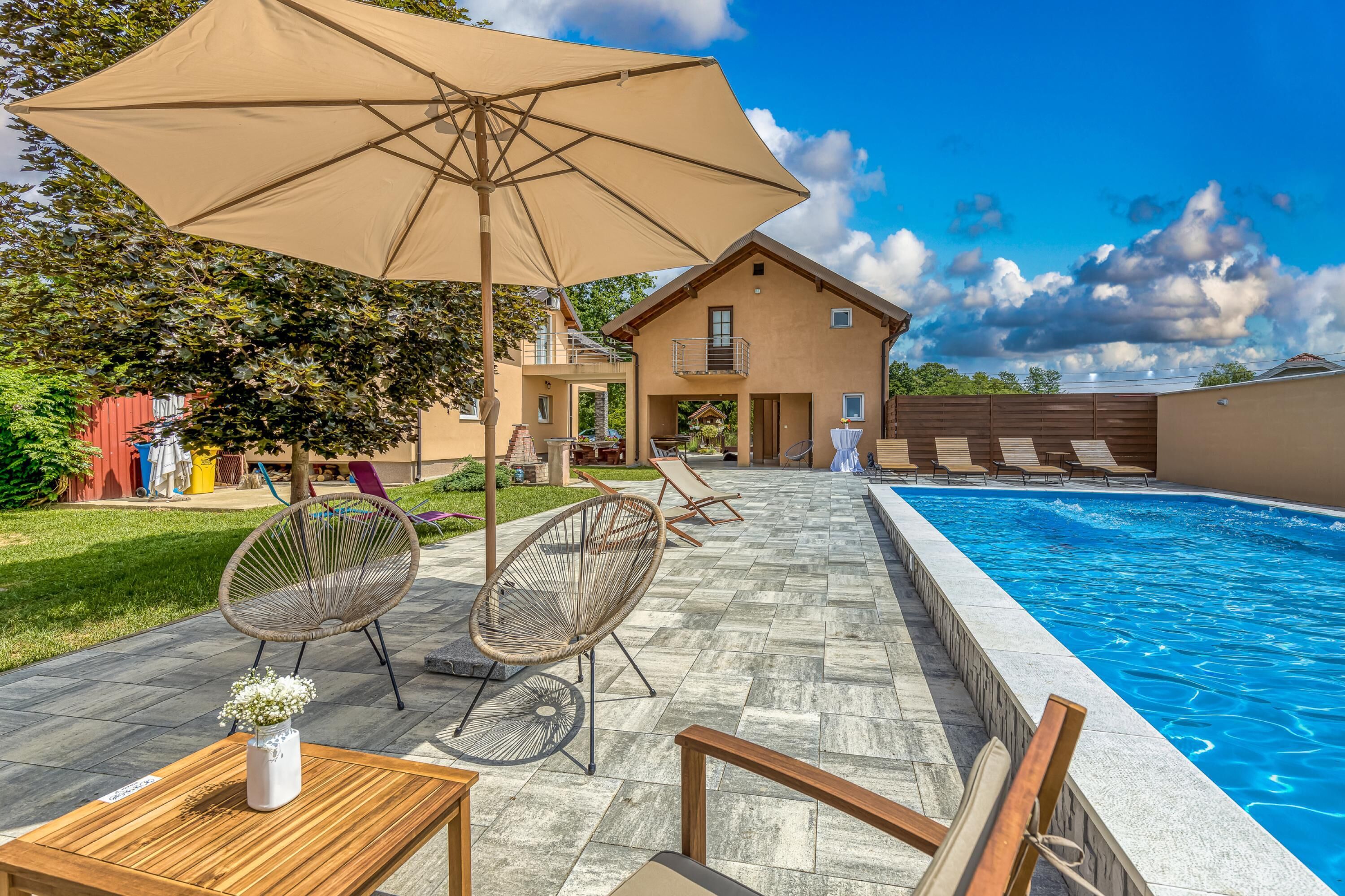 Seasonal outdoor pool