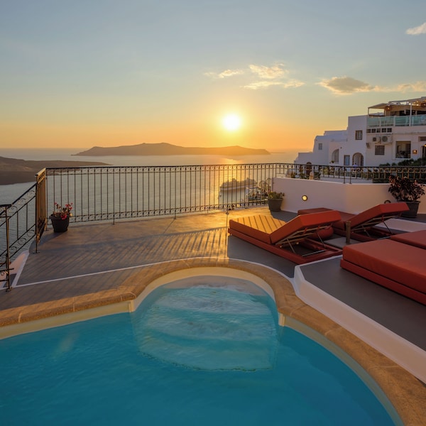 Kamares Neoklassiko - Santorini