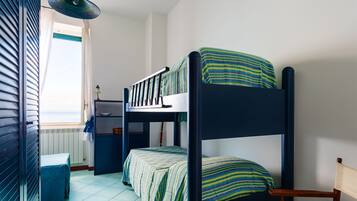 Apartamento panorâmico | Ferros/tábuas de passar roupa, Wi-Fi de cortesia