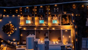 Cozy Room with Outdoor Heated Hot Tub | Terrace/patio - Santa Irina Luxury Sunny Lofts (Santorini)