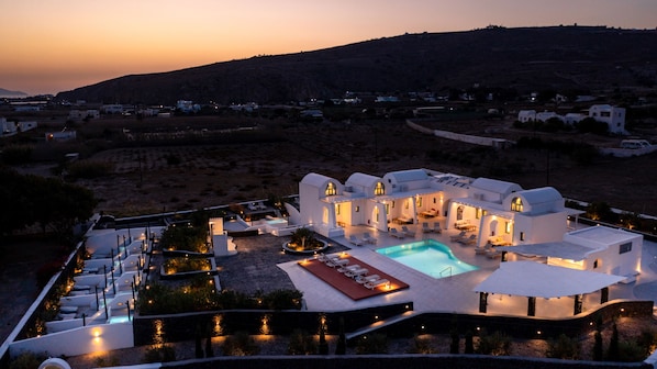 Building design - Santa Irina Luxury Sunny Lofts (Santorini)