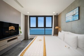 套房 (Nguyen Gia) | 高級寢具、羽絨被、記憶床墊、迷你吧