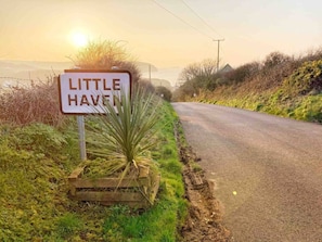 A rural road with a sign reading "Little Haven." - Stunning Renovated & Spacious 2 BR - 100m to Beach (Haverfordwest)