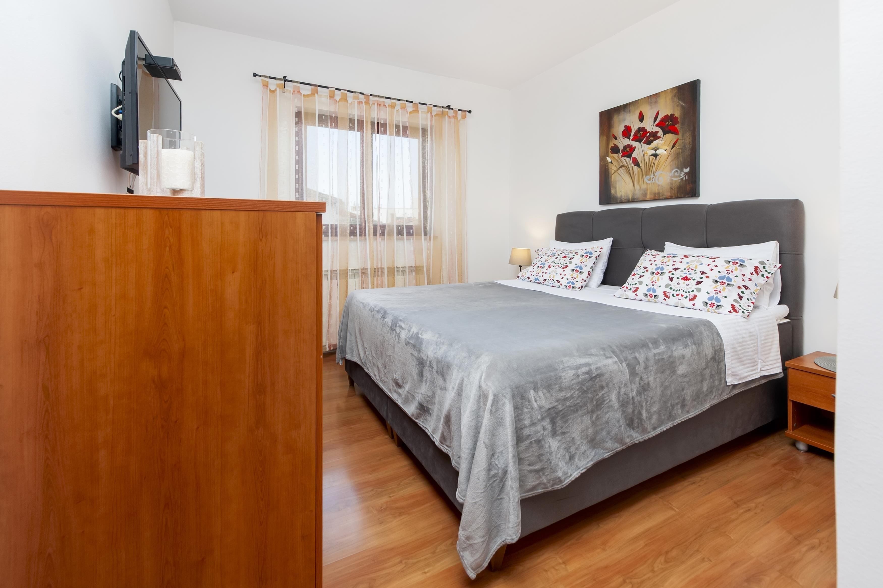 Apartment, 1 Bedroom, Non Smoking, Balcony | Free WiFi, bed sheets