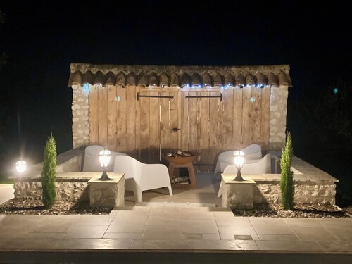charming cottage at the gates of Issigeac