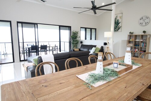 2 Coral Crescent Brisbane