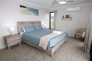 4 bedrooms, iron/ironing board, travel cot, WiFi