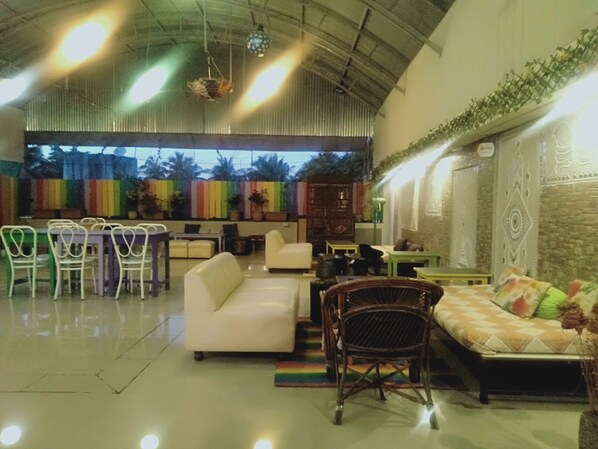 International cuisine - Choice Service Apartment (Pune)