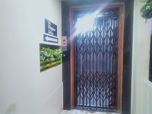 Lift - Choice Service Apartment (Pune)