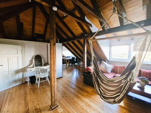 Smart-TV, Musikbibliothek, Stereoanlage