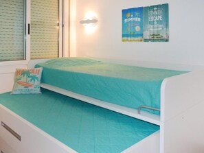 3 chambres, fer et planche à repasser, accès Internet