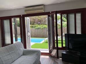 Smart TV - Casa CON Piscina Privada EN Sitges, A 5 Minutos DE LA Playa (SITGES)