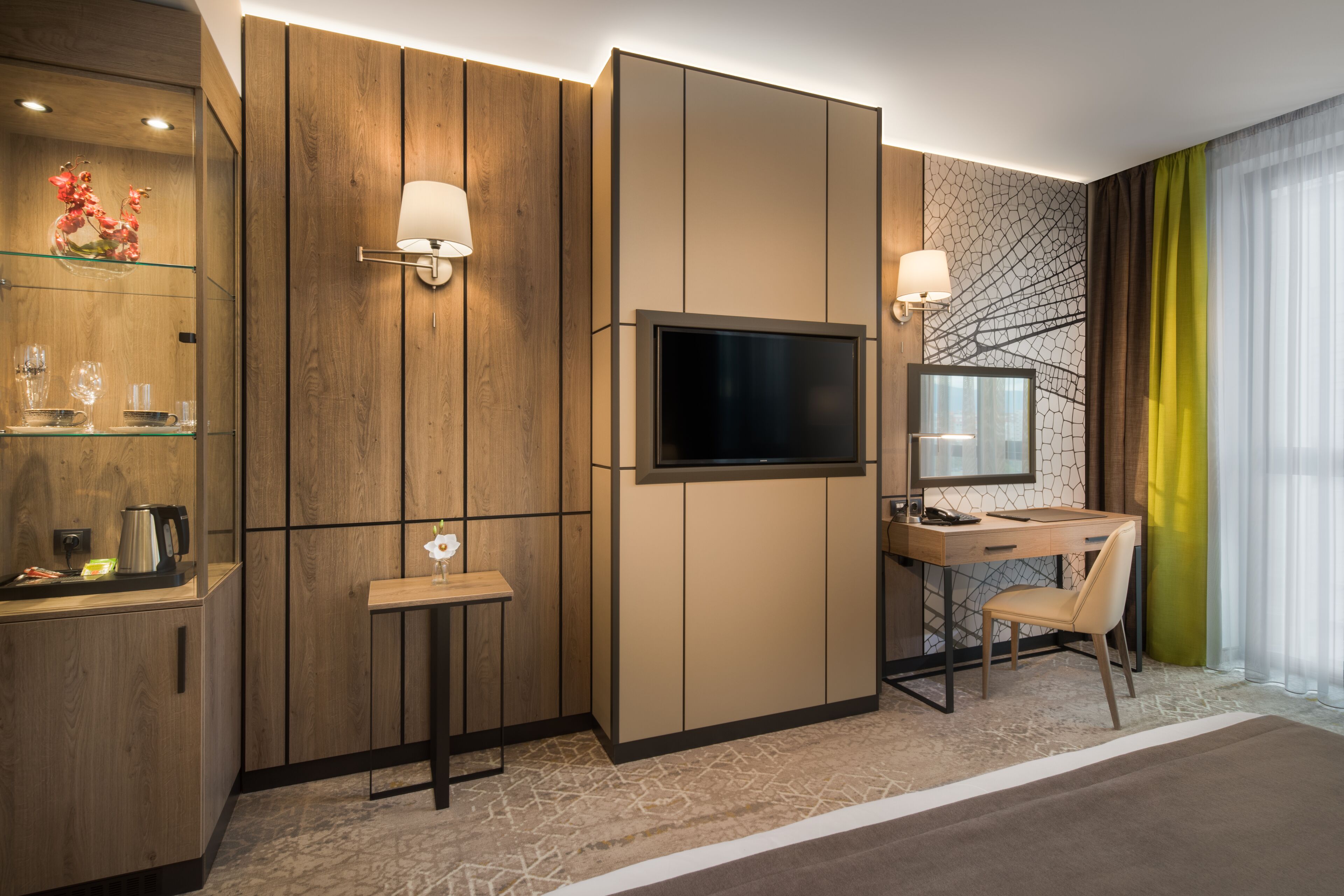 1 bedroom, memory-foam beds, minibar, in-room safe