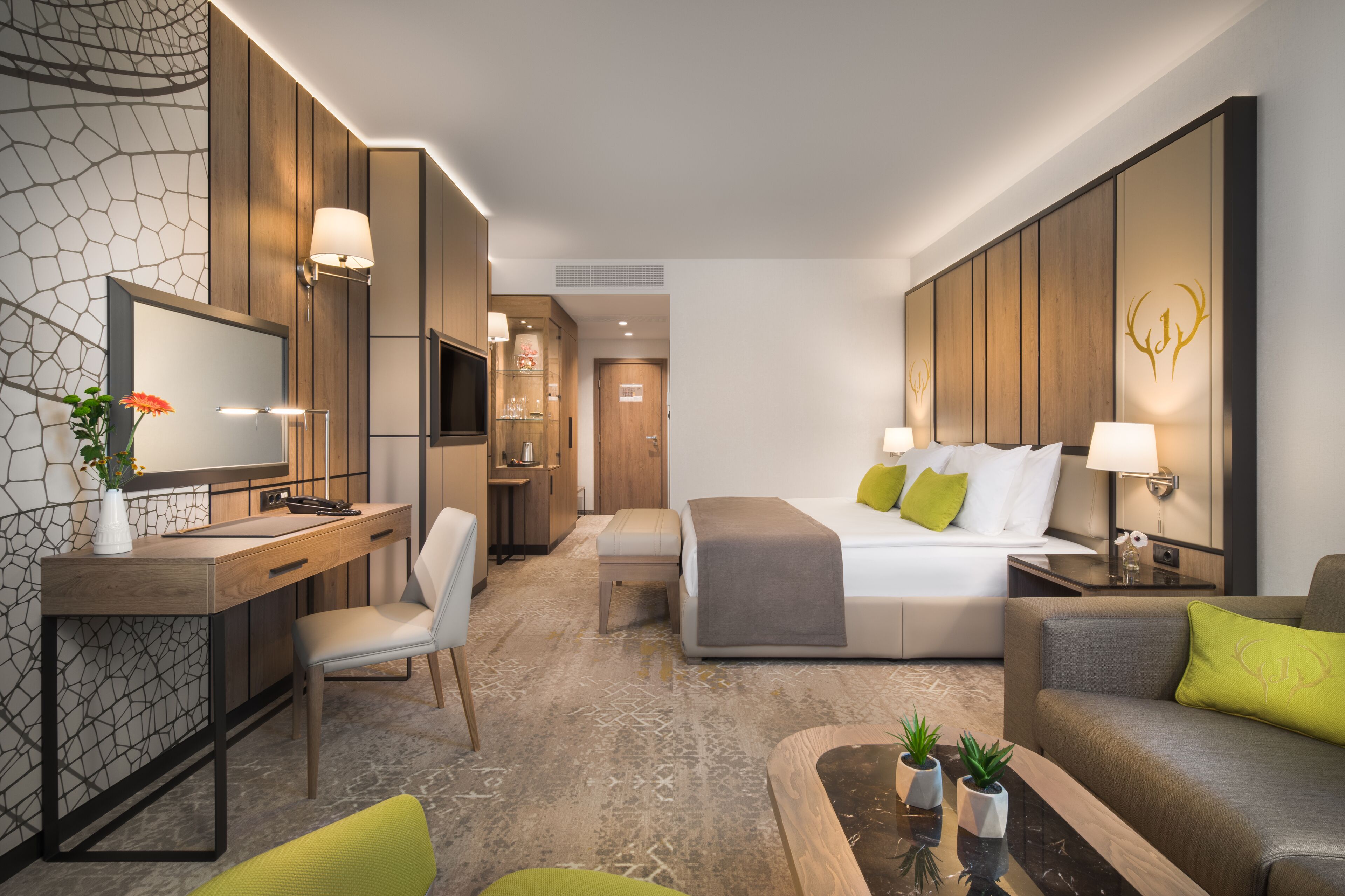 premium double room | 1 bedroom, memory-foam beds, minibar, in-room safe