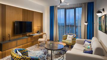 Suite de lujo | 1 habitación, camas con efecto memoria y minibar