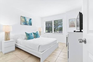 2 habitaciones, tabla de planchar con plancha y cuna de viaje 