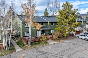 Condo, 2 Bedrooms | Exterior