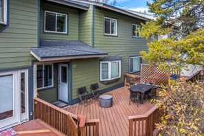 Condo, 2 Bedrooms | Outdoor dining