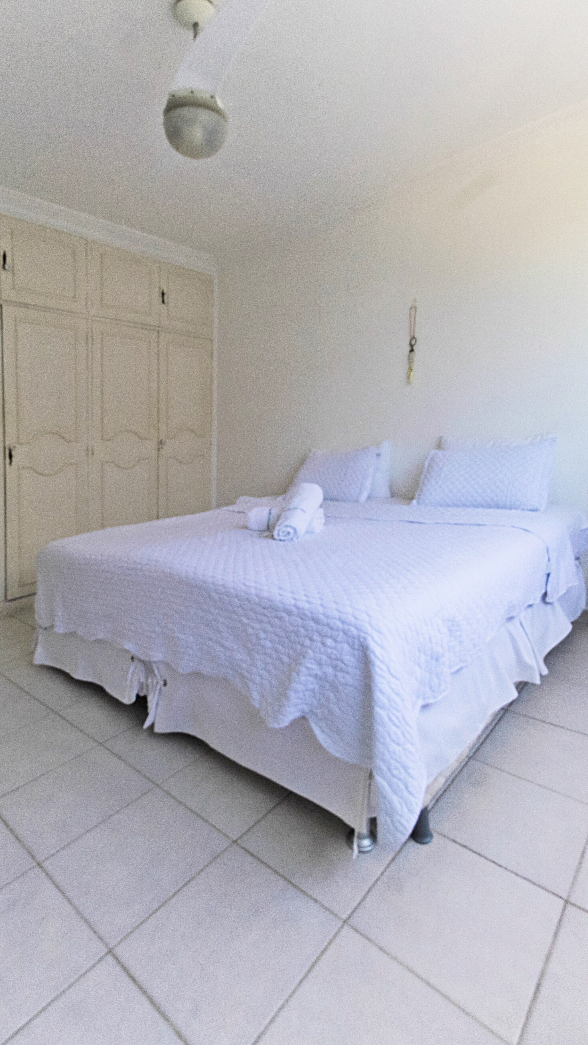 Exclusive Quadruple Room | Blackout curtains, soundproofing, iron/ironing board, free WiFi