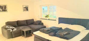 10 bedrooms, iron/ironing board, free WiFi, bed sheets