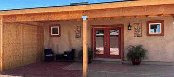 Lucy's Private Room with Double Shower