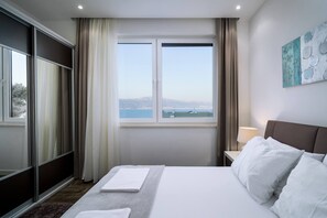 6 chambres, fer et planche Ă repasser, Wi-Fi, literie fournie