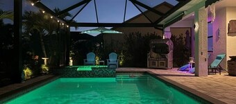 South-facing Waterfront Villa 3BR w/ Heated Pool & Spa