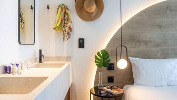 1 chambre, coffres-forts dans les chambres, bureau