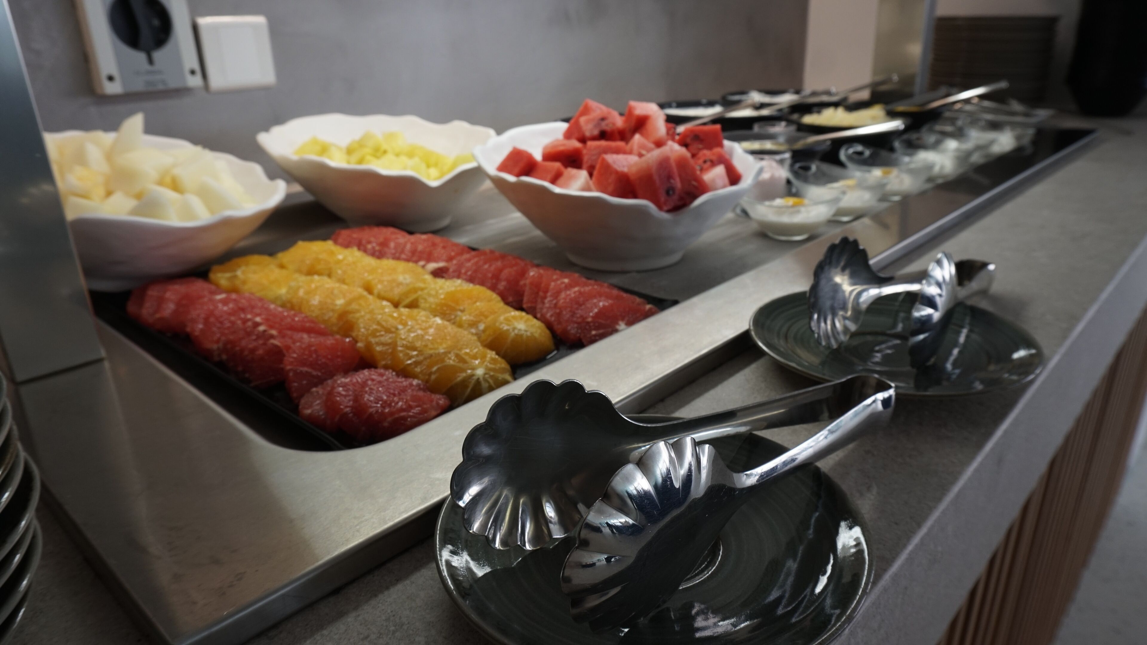 包含每日自助早餐