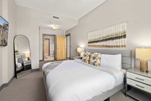 2 slaapkamers, een strijkplank/strijkijzer, wifi, beddengoed