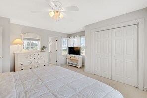 4 bedrooms, iron/ironing board, free WiFi, bed sheets - Soundside home in The Village at Nags Head! (Nags Head)