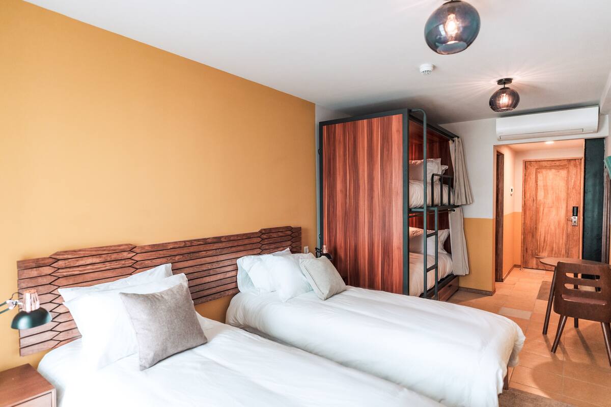 Wifi gratis y ropa de cama