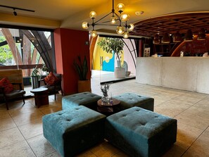 Lobby - Selina Guadalajara (Guadalajara)