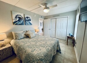 2 soverom, strykejern/-brett, wi-fi (inkludert) og sengetøy