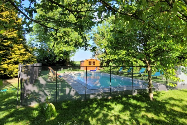 UdendĂžrs pool, opvarmet pool