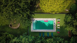 Piscina externa, piscina aquecida