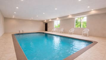 Indendørs pool