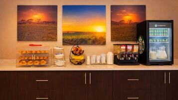 Free daily continental breakfast