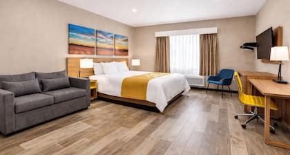 Days Inn & Suites by Wyndham Tomball/Houston NW