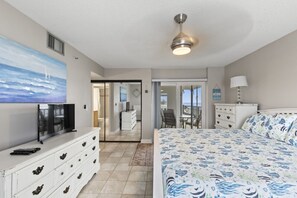 2 chambres, bureau, fer et planche à repasser, Wi-Fi gratuit