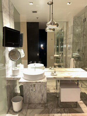 Jetted bath, hair dryer, towels, soap