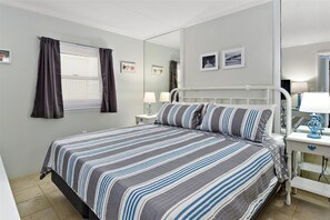 2 bedrooms, iron/ironing board, free WiFi
