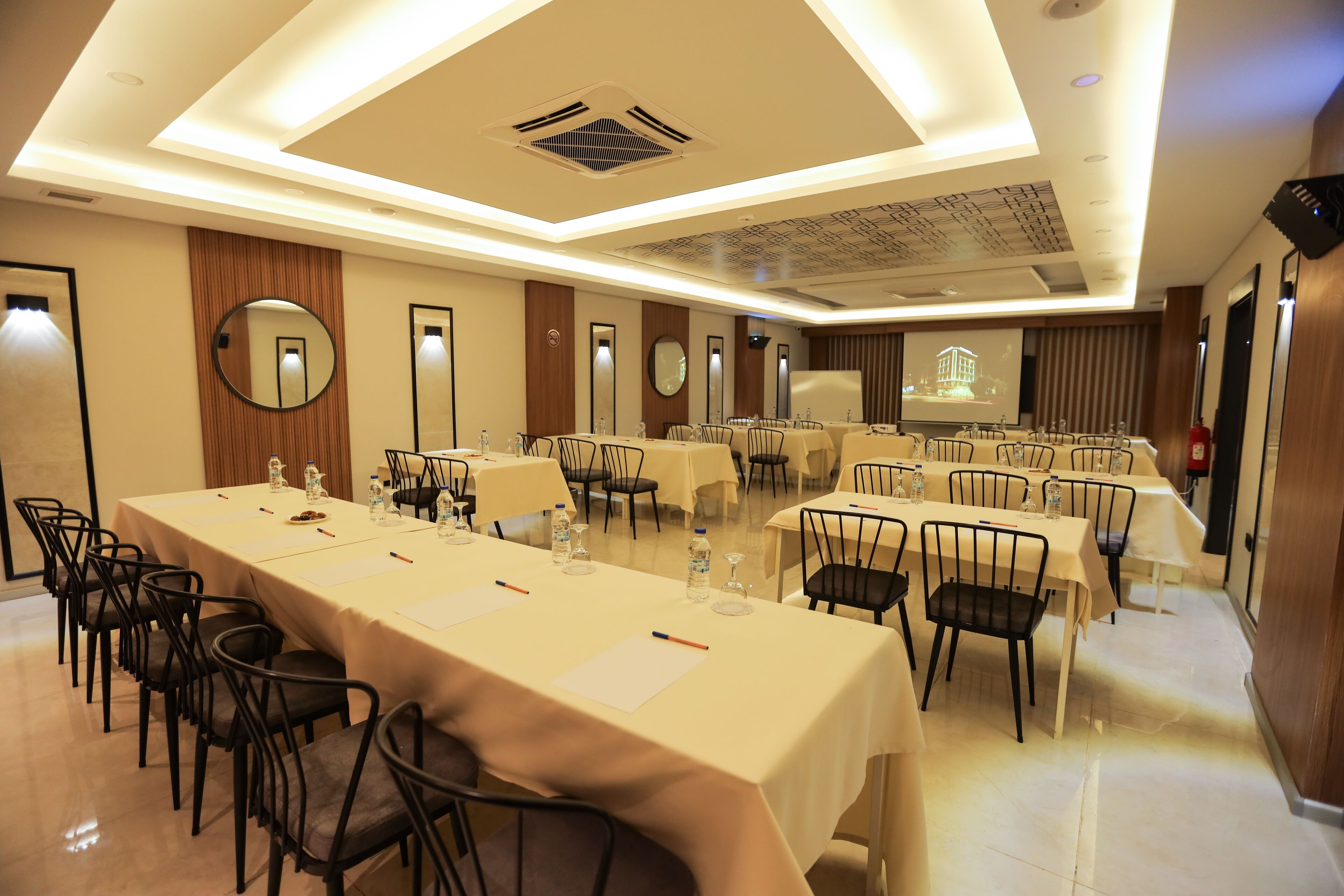 Foto - Antalya Business Hotel